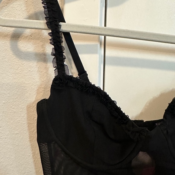 Edikted bra top !! - Picture 2 of 3